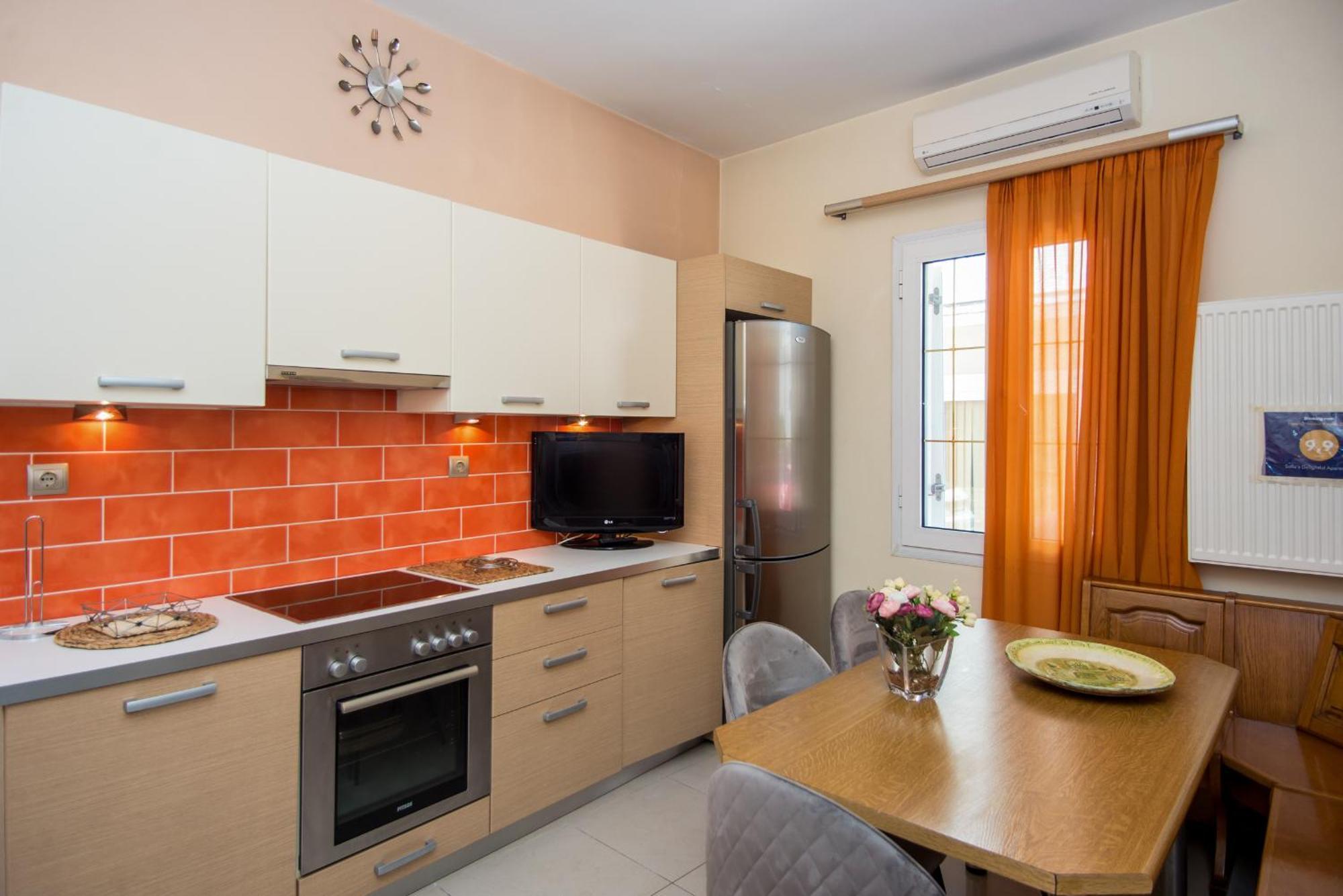 Sofia'S Delightful Apartment 아르고스톨리온 외부 사진
